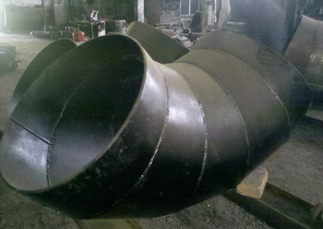 Секторный сварной отвод 60 ̊ 500х7 17Г1С